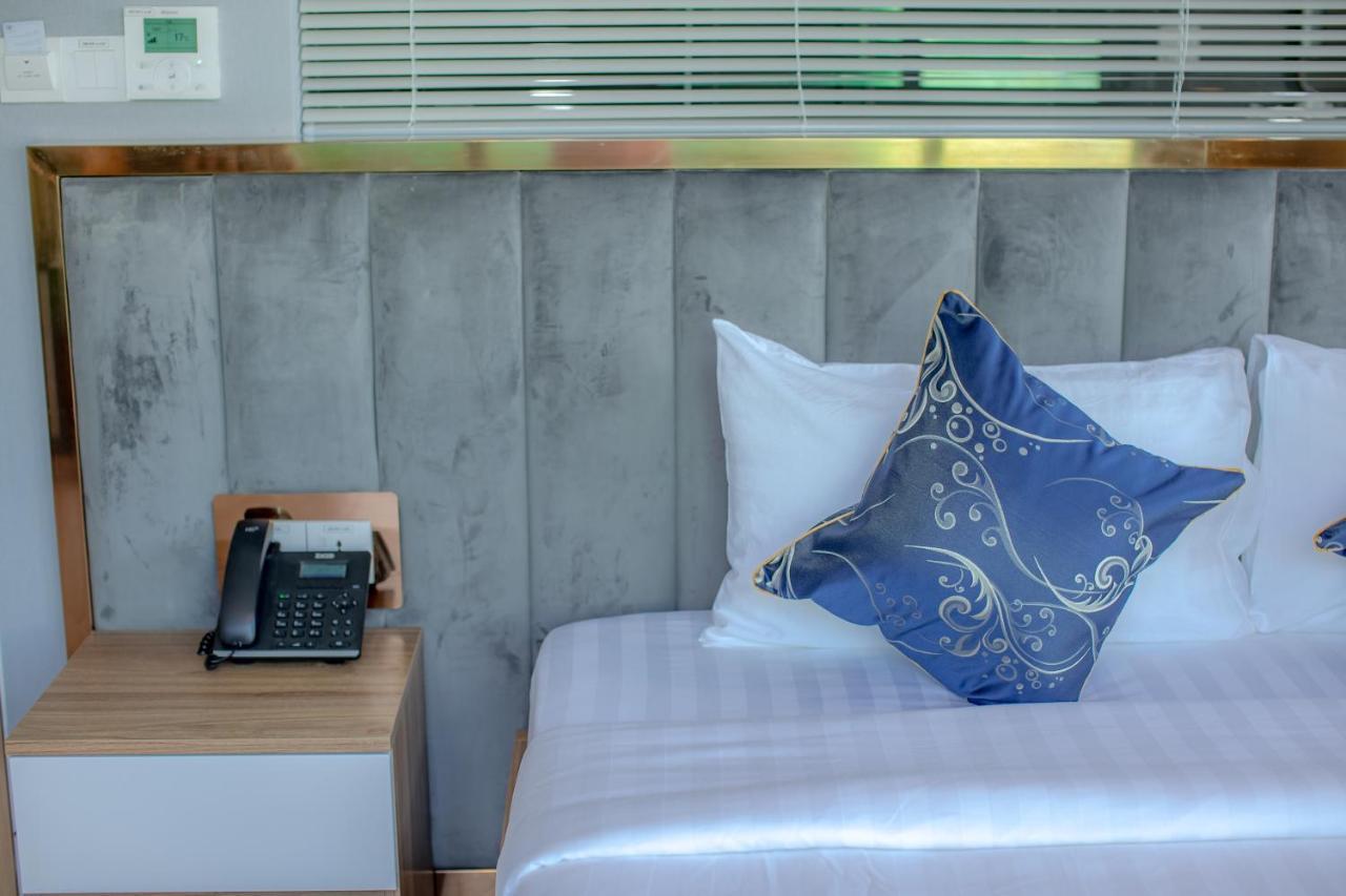 Seascape Palace Hotel สีหนุวิลล์ ภายนอก รูปภาพ